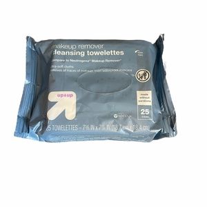 Up & Up Makeup Remover Cleansing Towelettes 25 ct